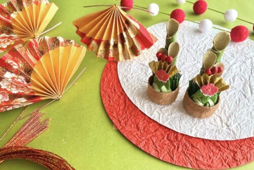 年賀状や結婚報告ハガキでお礼を兼ねてもよい?