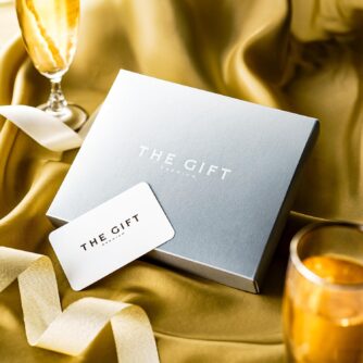 ネットで簡単に注文できるカードタイプの「カタログギフト」